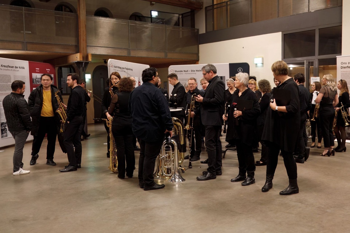 Melodies of Liberation, Photo 35